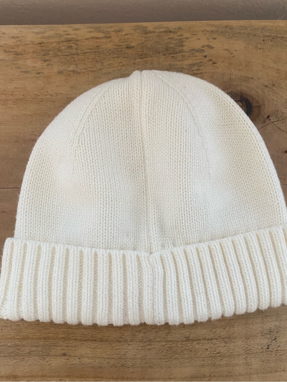 kate ♠️ Spade Cream Beanie with Black "ooh la la" Embroidery - Picture 4 of 11